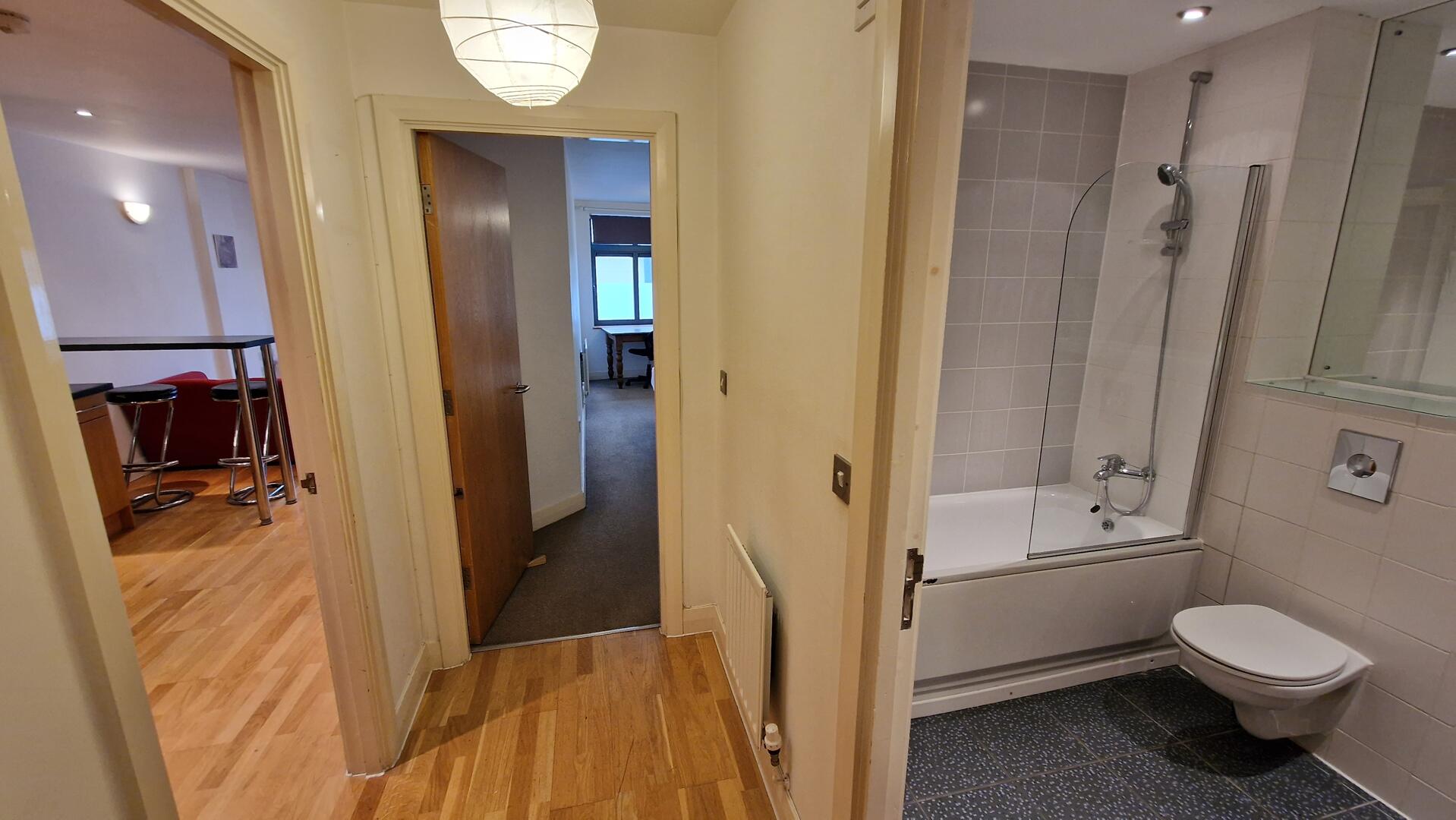 2 Lake House 66 Ellesmere Street Castlefield Locks